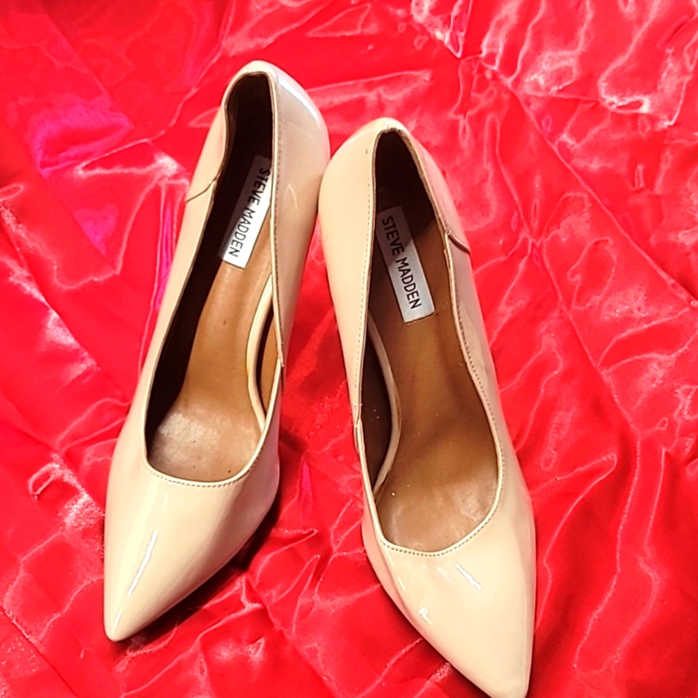 STEVE MADDEN HIGH HEELS